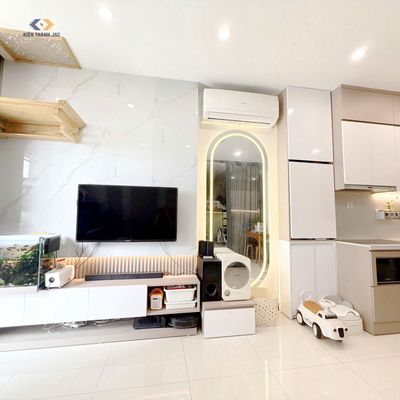 Bán nhanh căn hộ 1PN+1 dt  43m giá 3 tỷ tại Vinhomes Smart City