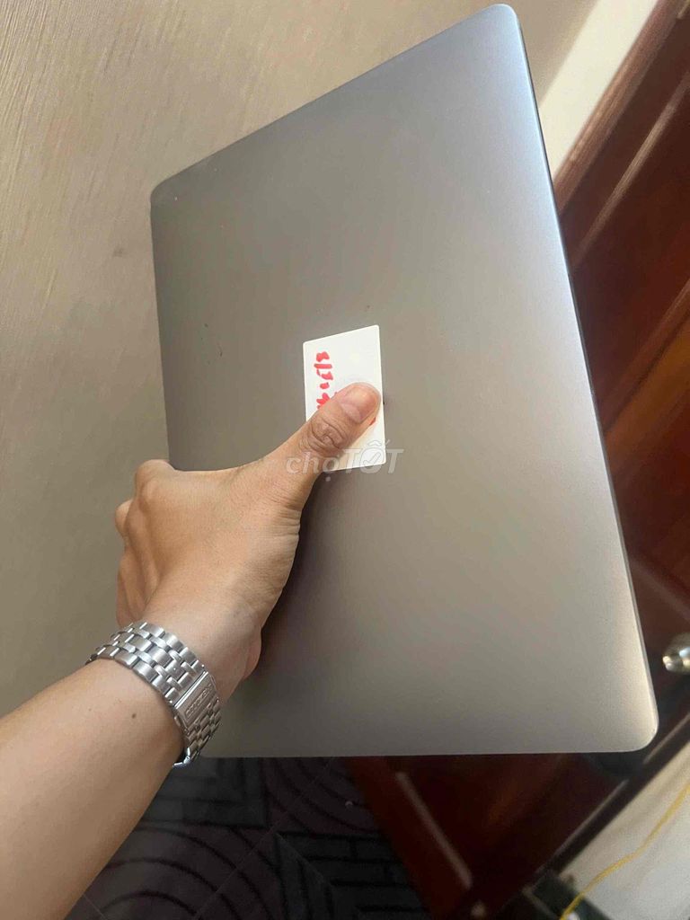 Macbook pro 13” 2016 i5/8/256g bh3 tháng. Mua bán Laptop tại Quận 3 Tp Hồ Chí Minh được đăng bởi Phúc Nguyễn hình 1