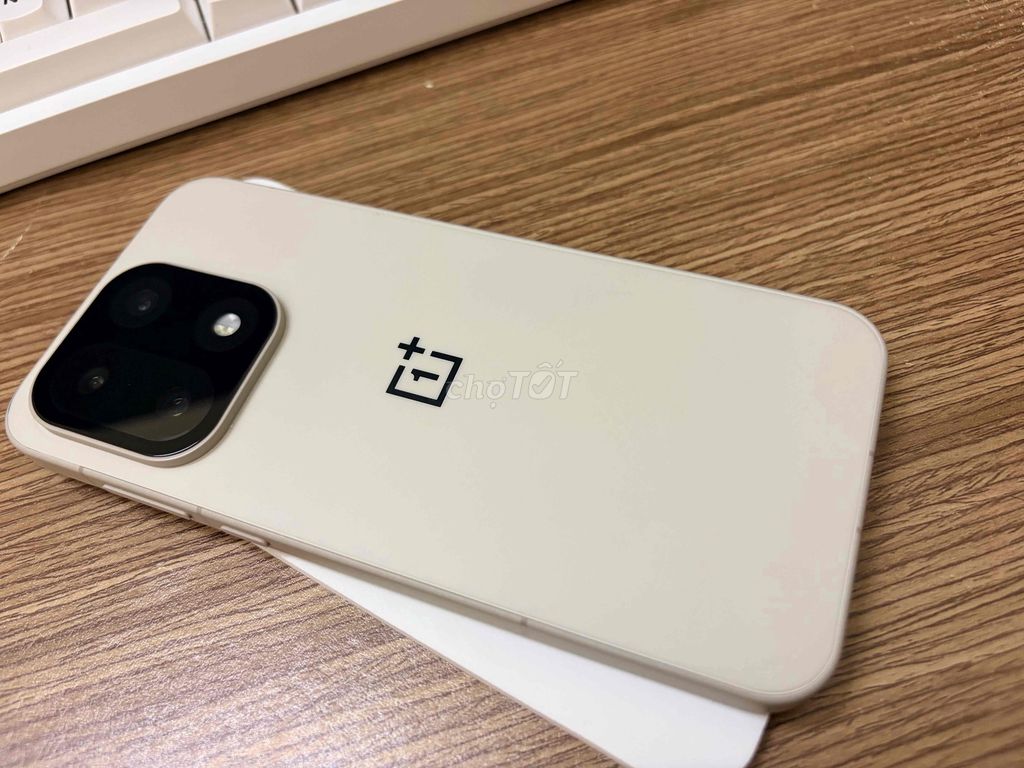 OnePlus 15 256GB Trắng Đã sử dụng. Mua bán Điện thoại tại Quận Thanh Khê Đà Nẵng được đăng bởi Nguyen Tuan hình 1