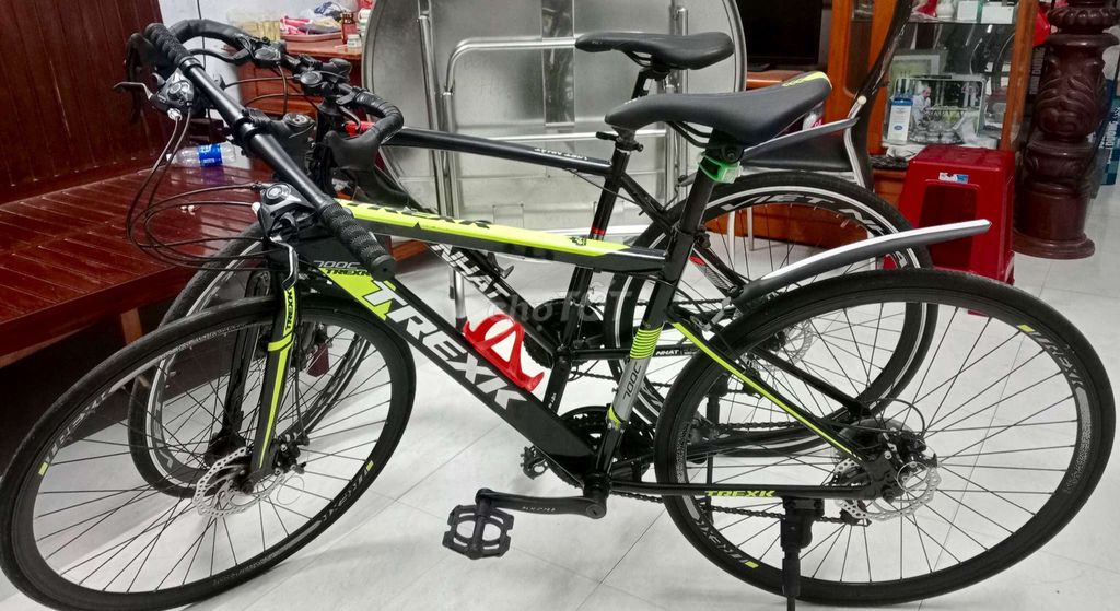 Thanh lý lại 2 xe đạp thể thao khung nhôm vành 700. Mua bán Xe đạp tại Quận Liên Chiểu Đà Nẵng được đăng bởi Trang hình 2