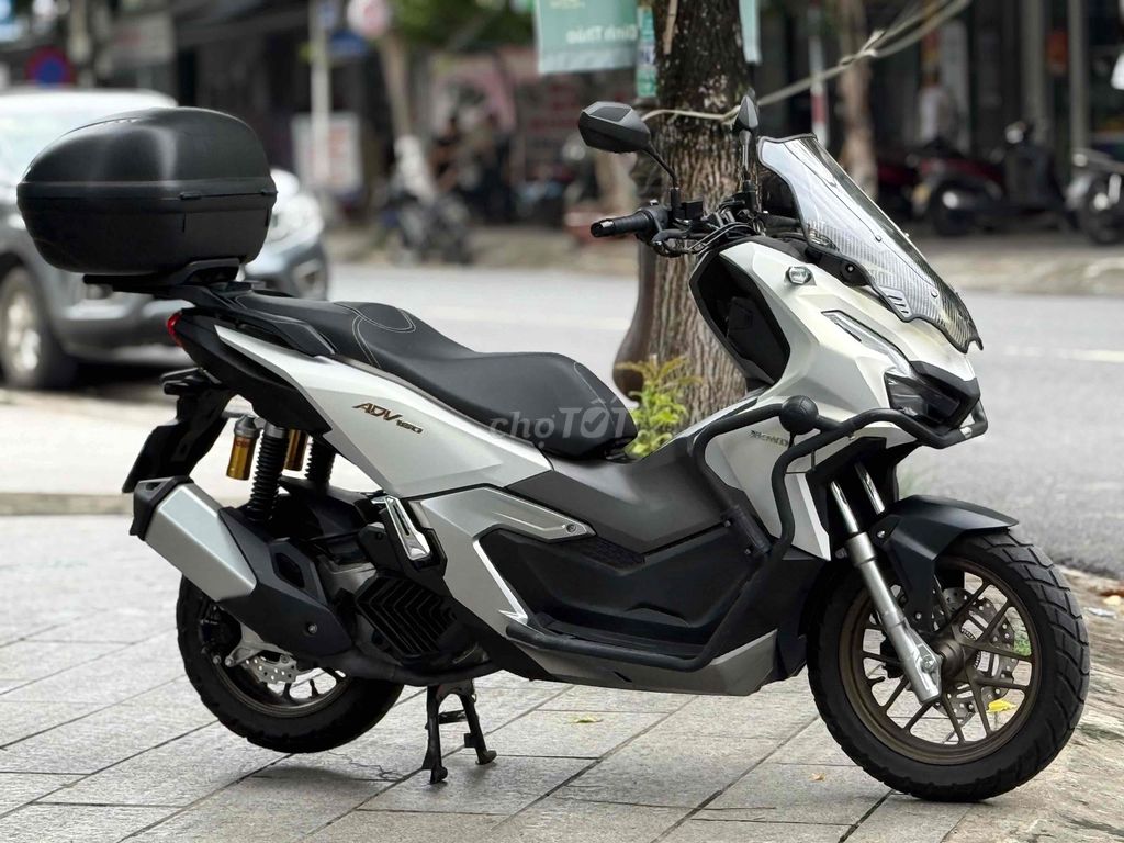 ADV 160cc 2025, белый, 7000 км, Smartkey, ABS, красивый как новый