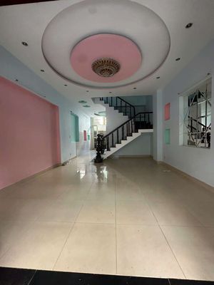 Rent · 4 bd · 75 м² · Thành phố Thủ Đức, ул. Đường Nguyễn Thị Định