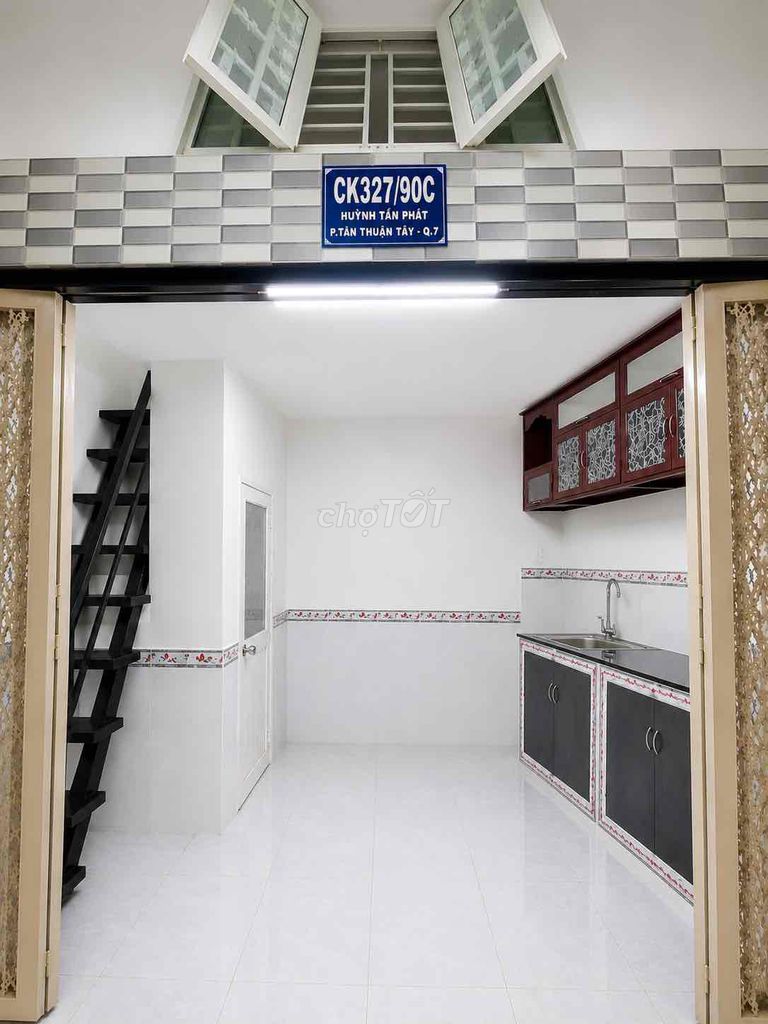 Nhà hẻm KC32 Trần Xuân Soạn Tân Thuận Q7 tdt 47m2 1 trệt 1 lửng 2 lầu
