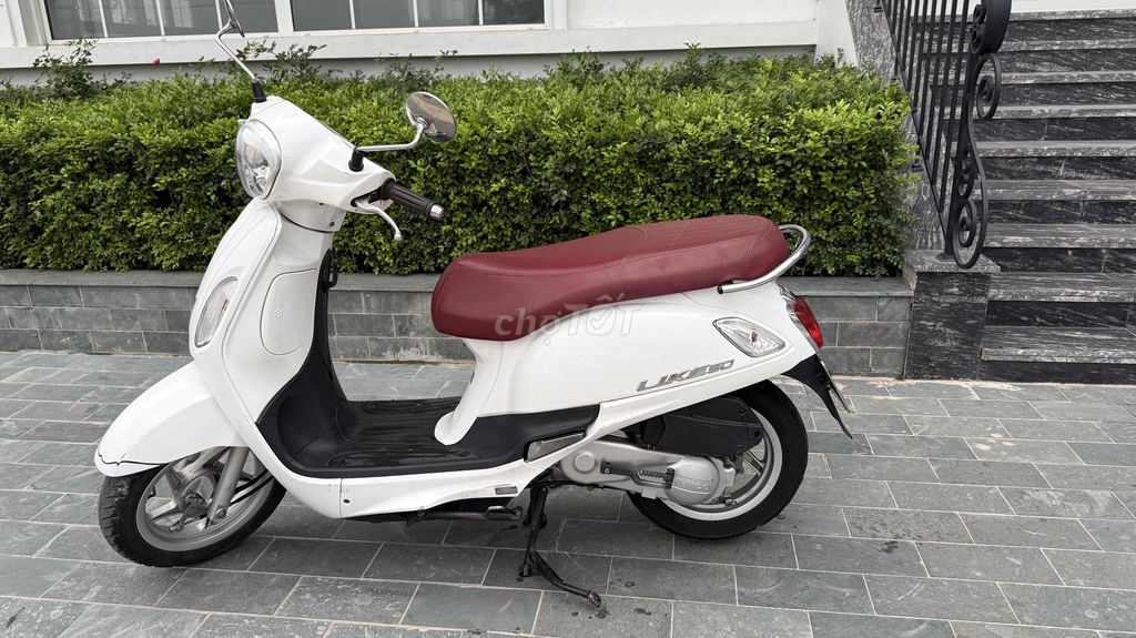 Bans Kimco Like 50cc học sinh không cần bằng lái. Mua bán Xe máy tại Quận Bắc Từ Liêm Hà Nội được đăng bởi Hữu Nhuận hình 2