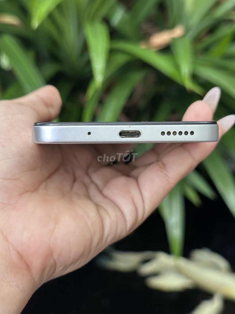 Xiaomi Redmi 12 8GB/128GB Bạc. Mua bán Điện thoại tại Thành phố Biên Hòa Đồng Nai được đăng bởi Alex Potter hình 1