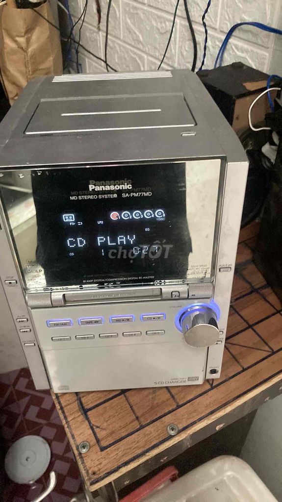 Đầu CD, AUX, P-MD Panasonic
