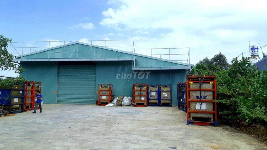 CẦN BÁN KHO XƯỞNG 2800M2 TẠI PHÚ MỸ BRVT