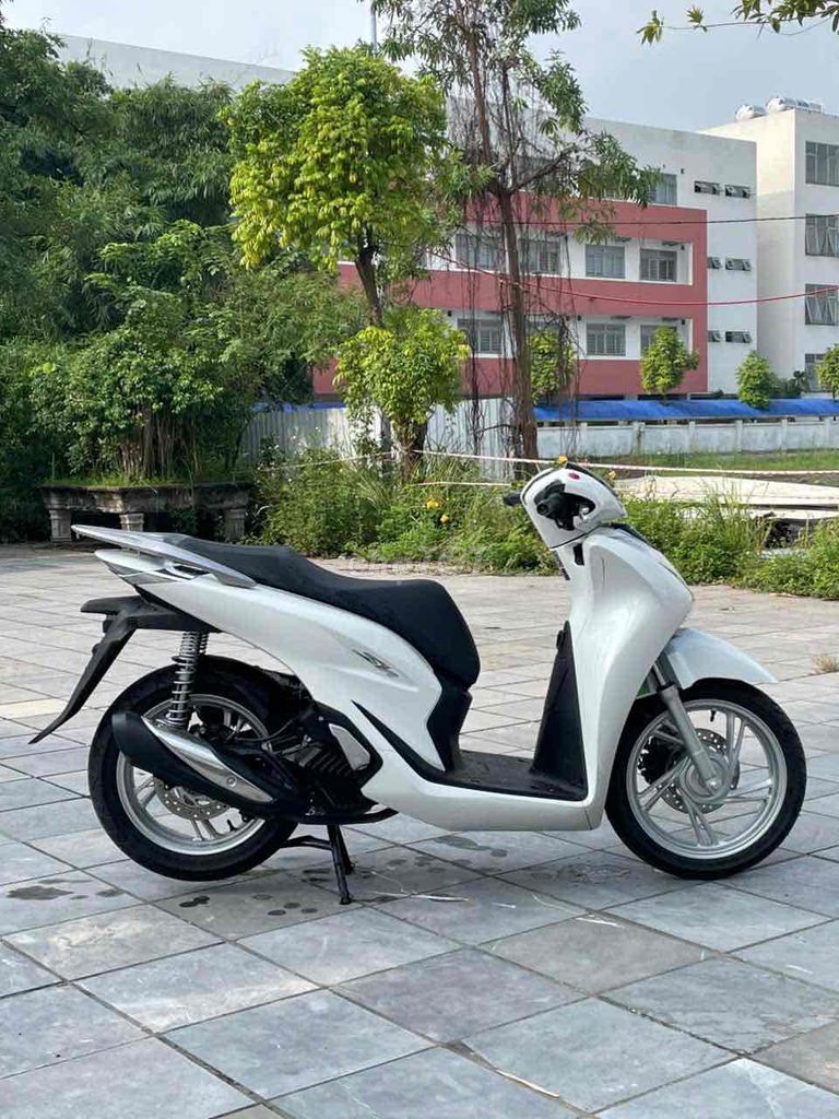 SH Siêu Lướt 2025 Chất _ Bảo Hành 3 Năm. Mua bán Xe máy tại Huyện Gia Lâm Hà Nội được đăng bởi Xe Máy Phúc Hưng hình 3