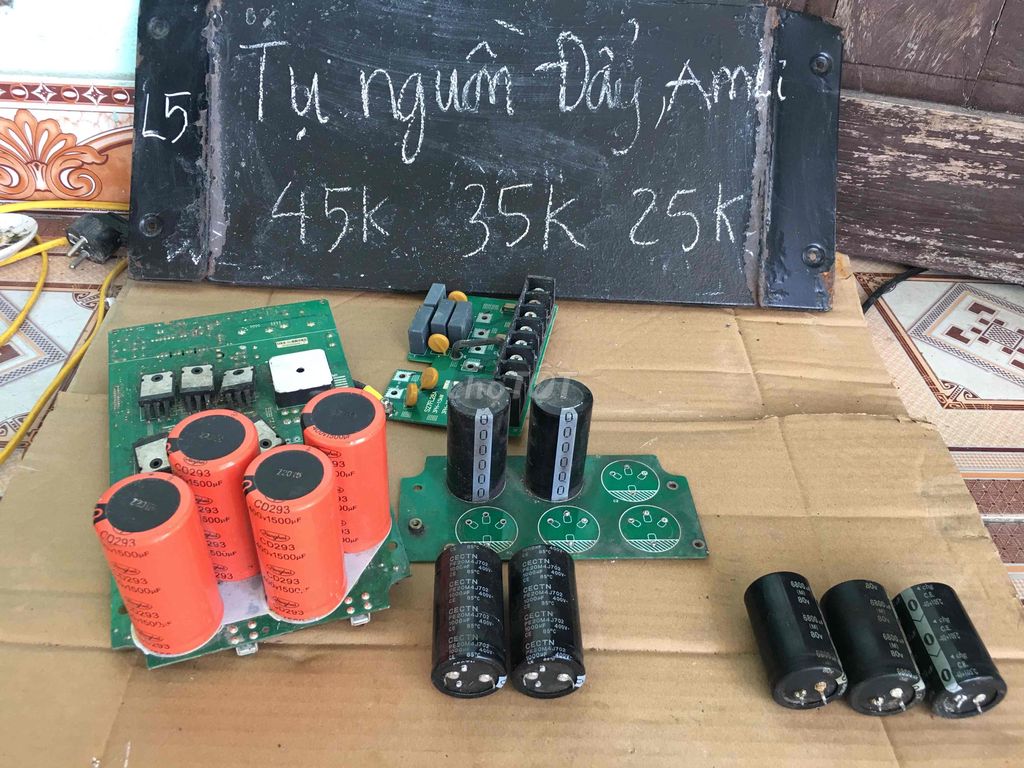 Tụ nguồn 1500µF 400V. Mua bán Linh kiện (RAM, Card...) tại Thị xã Duy Tiên Hà Nam được đăng bởi hinh dieu linh hình 1
