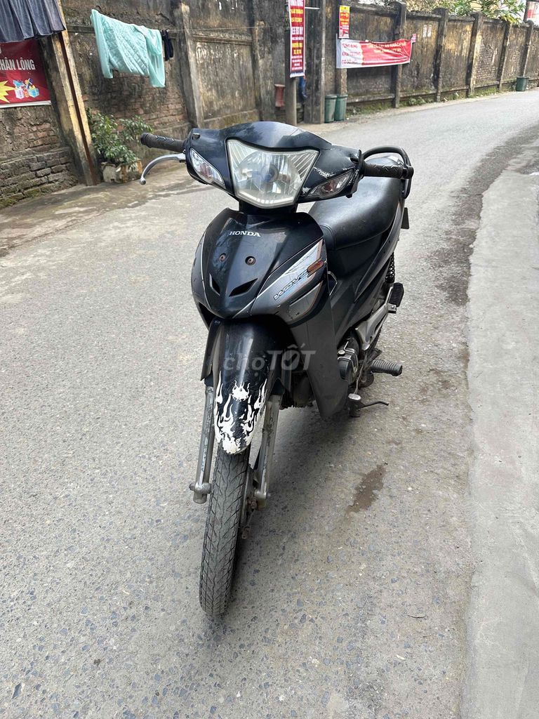 Do ko có nhu cầu sử dụng,cần thanh lý xe waves 100. Mua bán Xe máy tại Huyện Chương Mỹ Hà Nội được đăng bởi Nguyên hình 2