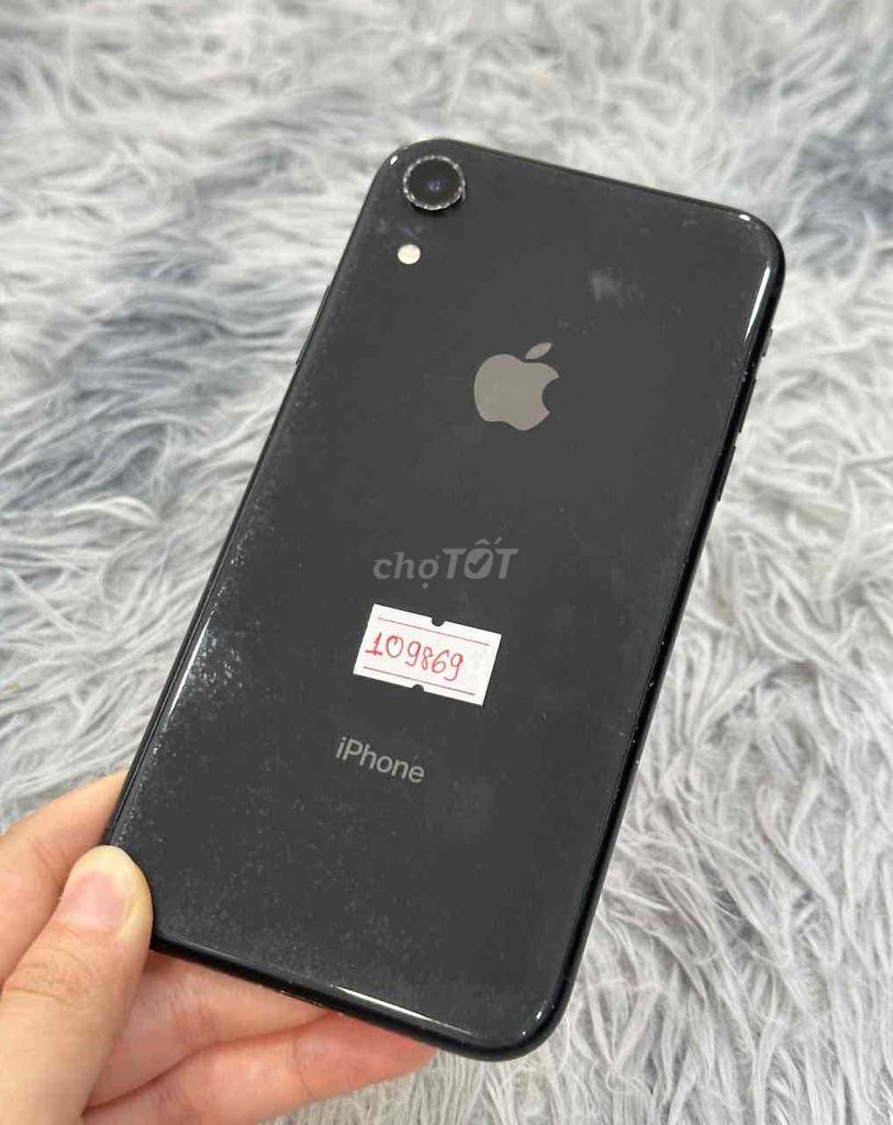 iPhone XR 64GB Đen 98% Pin 83. Mua bán Điện thoại tại Quận 5 Tp Hồ Chí Minh được đăng bởi Phan Thế Phong  hình 1