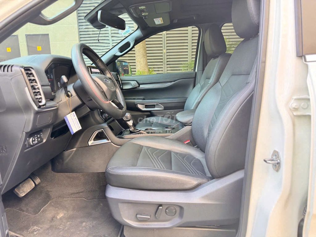 Ford Everest Titanium 2024 - Xe Siêu Lướt. Mua bán Ô tô tại Quận Tân Bình Tp Hồ Chí Minh được đăng bởi Trần Hoàng Long hình 6