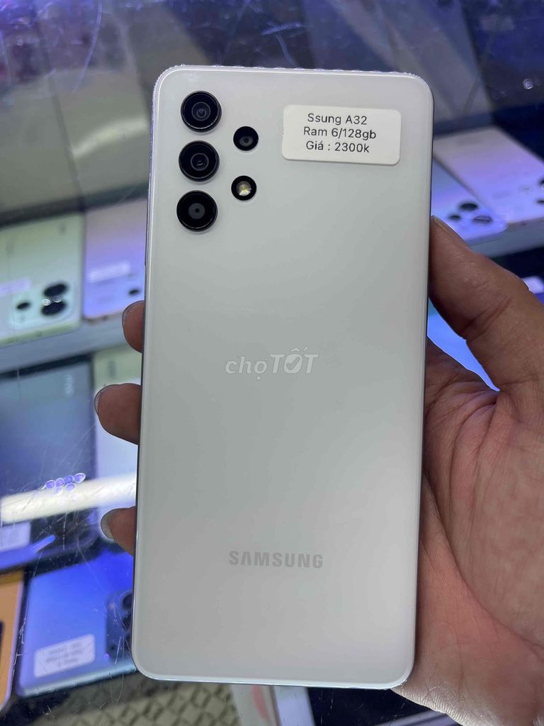 Samsung Galaxy A32 128GB Trắng 6GB. Mua bán Điện thoại tại Quận 4 Tp Hồ Chí Minh được đăng bởi Tuấn hình 1