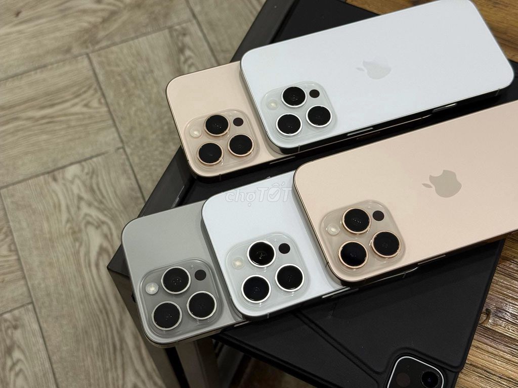 Apple iPhone 16 Pro Max 256GB Đen/Sa Mạc. Mua bán Điện thoại tại Quận 4 Tp Hồ Chí Minh được đăng bởi Tuấn Giang Thanh hình 1