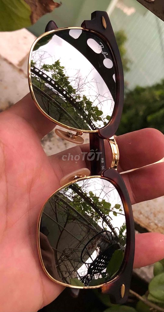 Giao lưu vài cây Kính RayBan Chính hãng