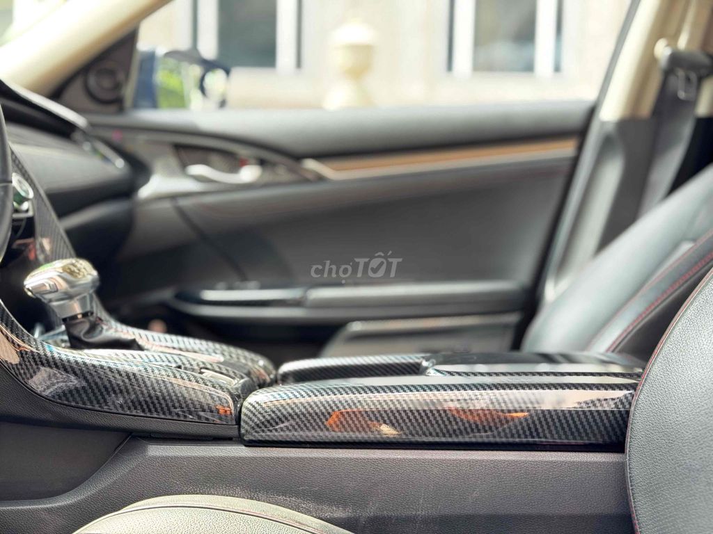 Honda Civic 2019 RS Đen 50.000 km. Mua bán Ô tô tại Thành phố Thủ Đức Tp Hồ Chí Minh được đăng bởi  Thắng Xe Cũ TPHCM hình 18