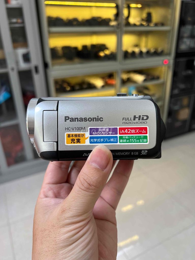 Máy Quay Panasonic V100M Mới 99%