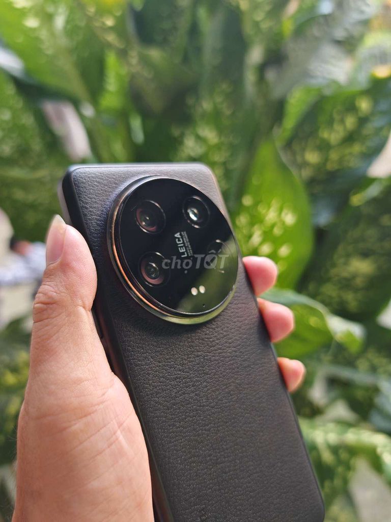 Xiaomi 14 Ultra 256GB Đen Quốc tế 98%. Mua bán Điện thoại tại Huyện Tháp Mười Đồng Tháp được đăng bởi NGON hình 1
