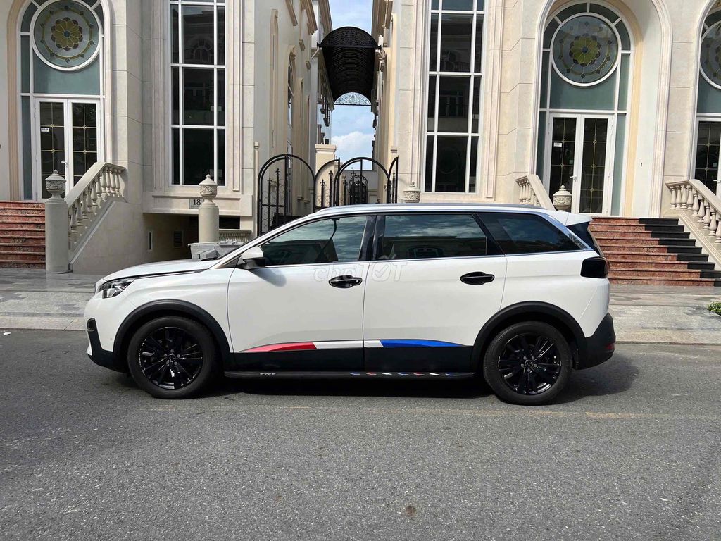 Peugeot 5008 Allure 1 chủ gốc SG có full ls có BH. Mua bán Ô tô tại Quận Tân Phú Tp Hồ Chí Minh được đăng bởi Kim Ngân Xe Lướt hình 5