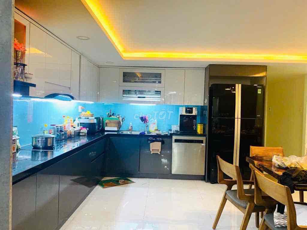 🌅 Nhà 3 Tầng 100m2 đường Nguyễn Lộ Trạch sát shophouse ChÂu ÂU