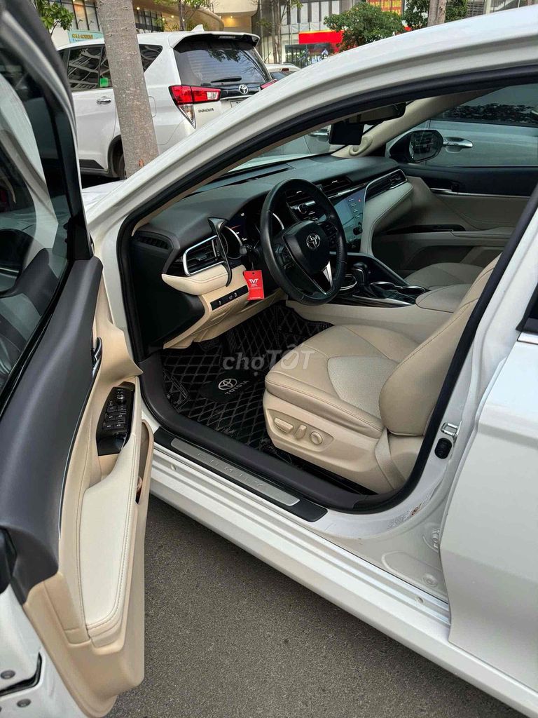 Toyota Camry 2020 2.5Q - 100000 km. Mua bán Ô tô tại Thành phố Vũng Tàu Bà Rịa - Vũng Tàu được đăng bởi Lê Thanh Trà hình 8