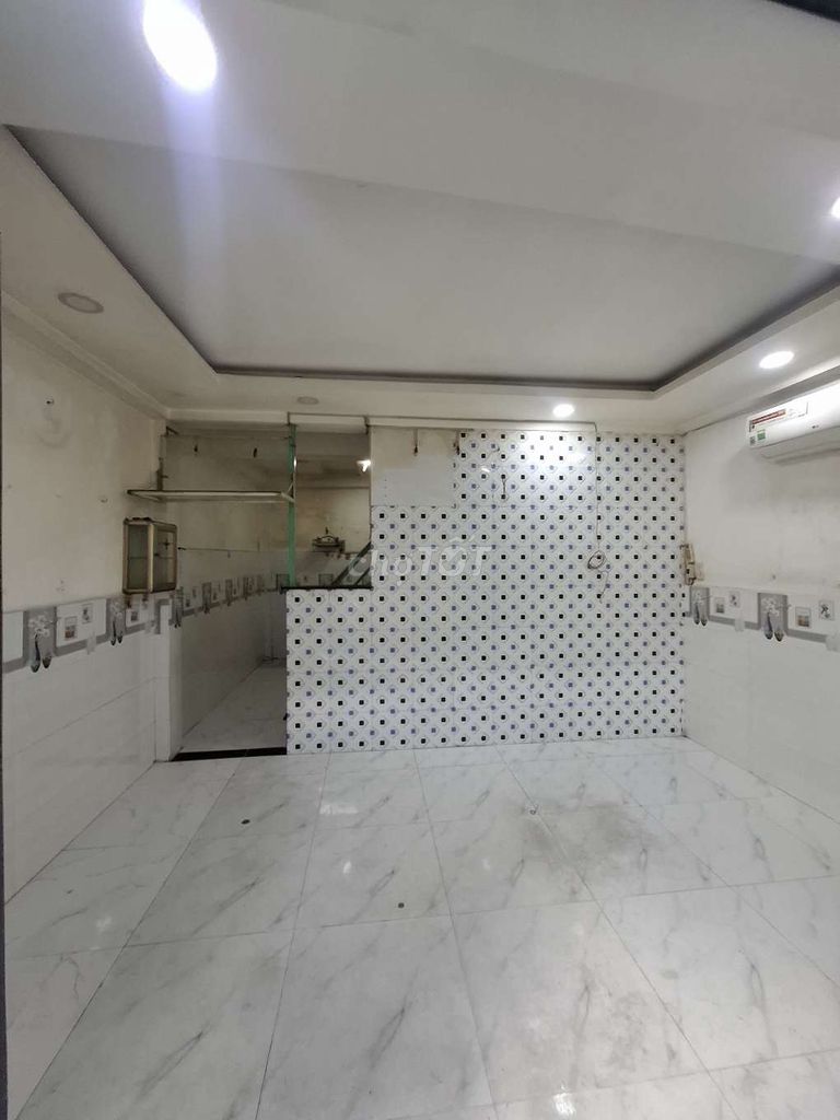 bán  nhà giấy kk1999 , hẻm đường Phạm Thế Hiển P7 Q8 