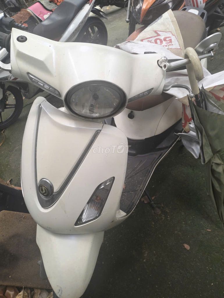 xe cần bán gấp- giá cả có thể thương lượng. Mua bán Xe máy tại Thành phố Thủ Đức Tp Hồ Chí Minh được đăng bởi Ái Ngân Nguyễn Thị hình 1