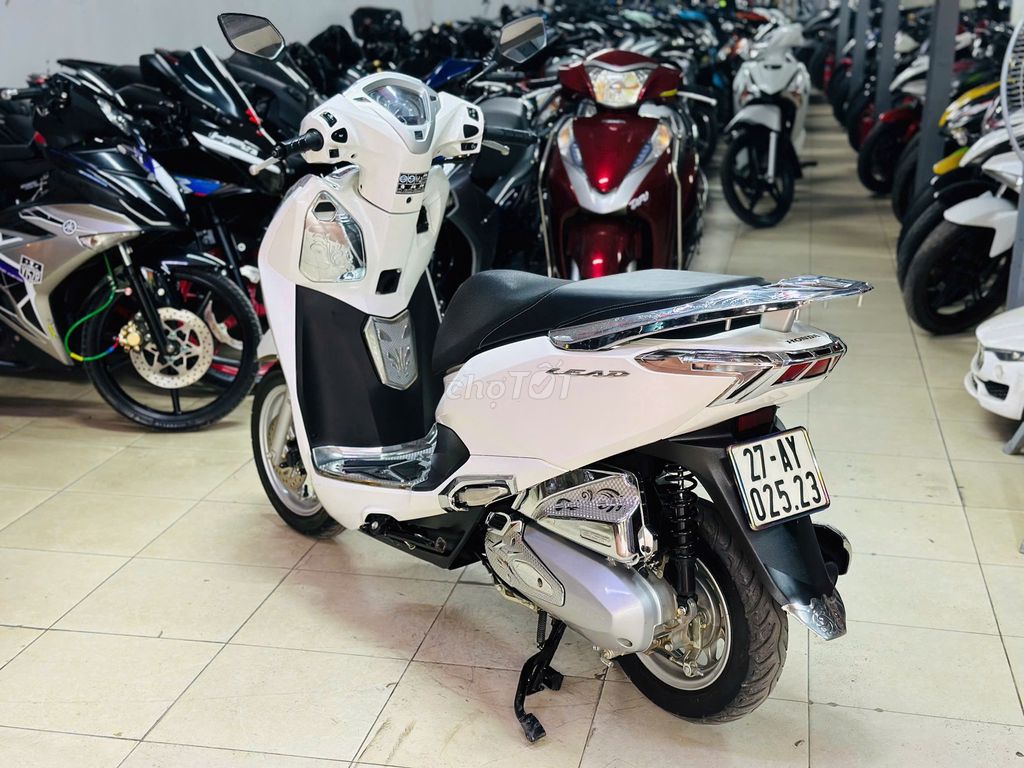 XE MÁY THỊNH PHÁT - LEAD 125CC TRẮNG CBS ĐKÝ 2025. Mua bán Xe máy tại Quận Bắc Từ Liêm Hà Nội được đăng bởi XE MÁY THỊNH PHÁT XE LƯỚT GIÁ RẺ hình 6