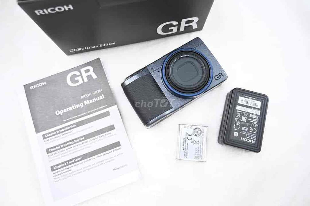 Ricoh Gr3x Urban đẹp  FUllbox shot 1k7