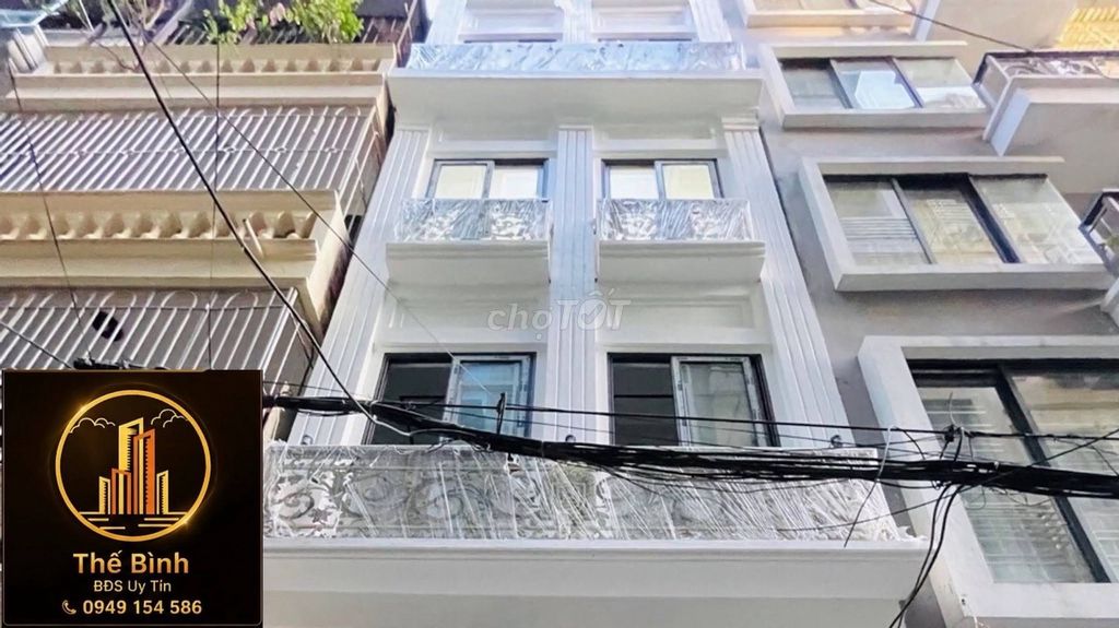 Nhà phân lô ô tô tránh thang máy Trần Quốc Hoàn, Cầu Giấy