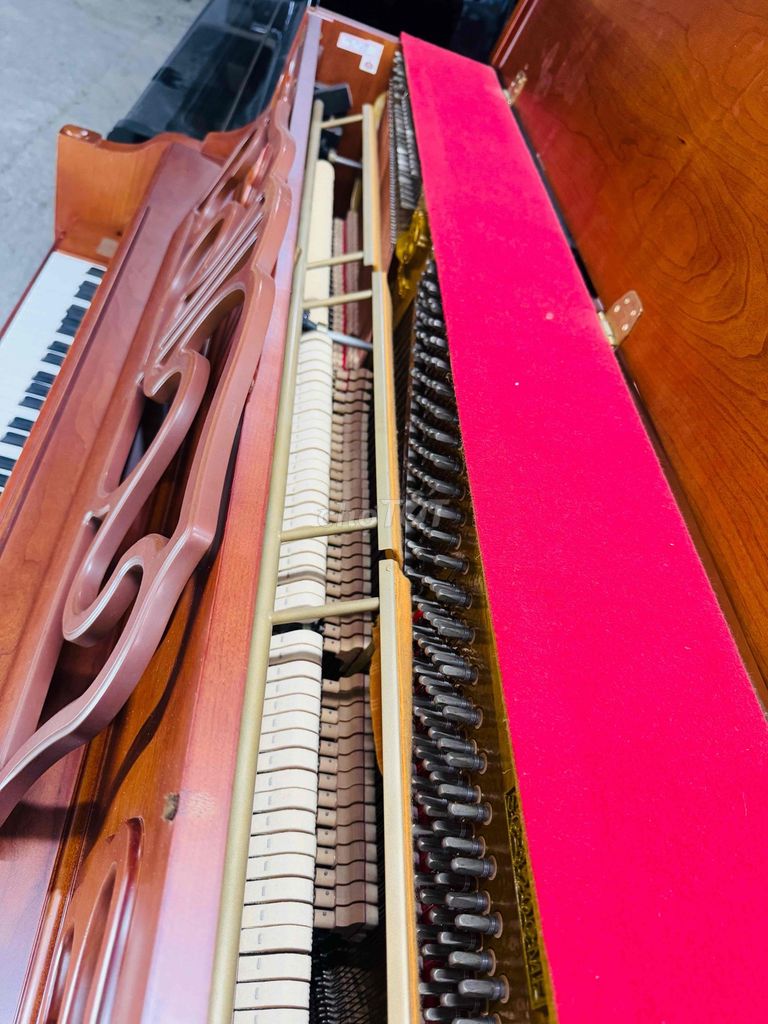 Đàn Piano Samick SC320 Nâu gỗ Gỗ 18tr. Mua bán Nhạc cụ tại Thành phố Thủ Đức Tp Hồ Chí Minh được đăng bởi Kho piano cơ uprigh Nhật Bản hình 1