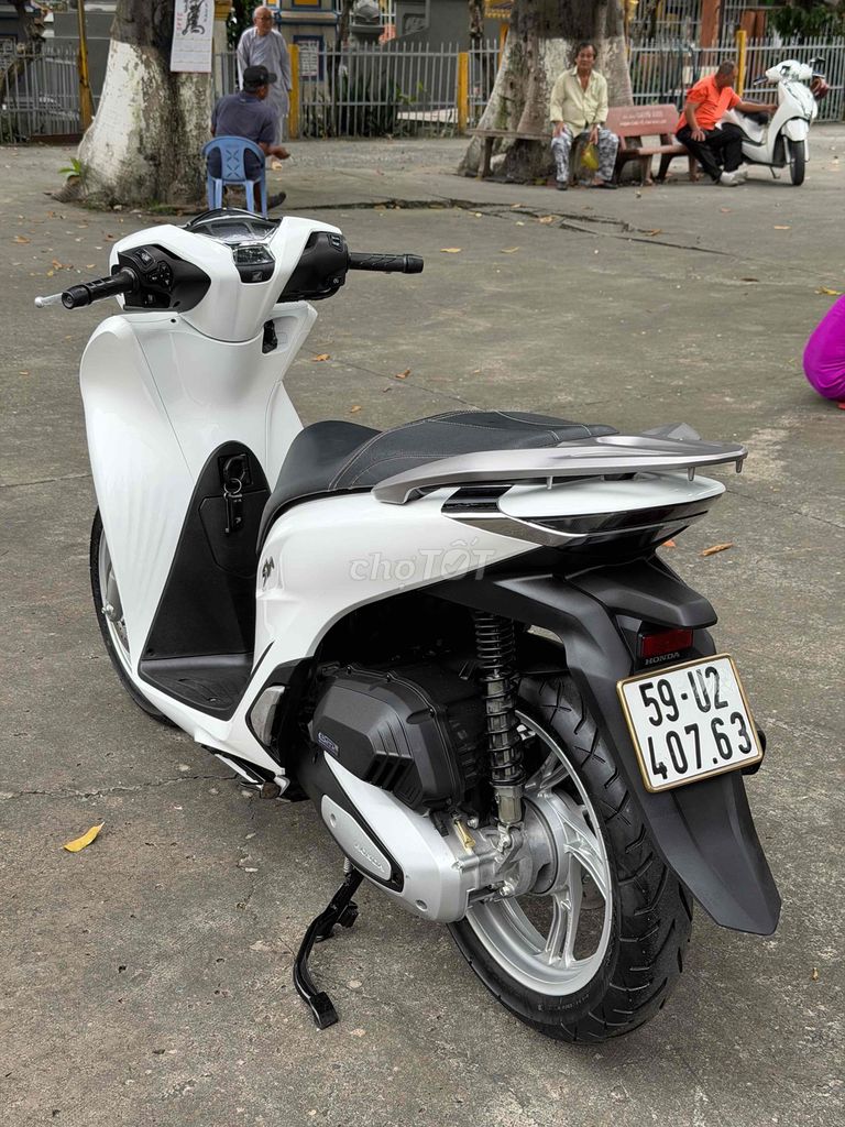 HT GÓP ĐẬU💯Sh 125 BSTP 9chủ Xe Đẹp Ít Đi Bán & GL. Mua bán Xe máy tại Quận Tân Bình Tp Hồ Chí Minh được đăng bởi CươngCương hình 9