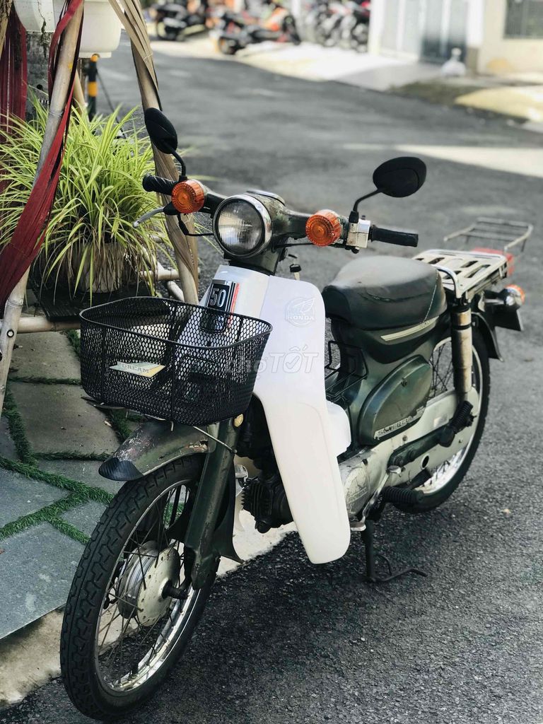 Honda Cub 81 50cc. Отличное состояние. Госномер Хошимина
