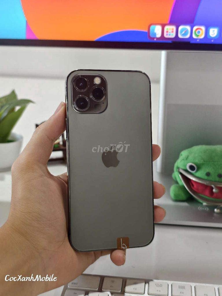 iPhone 12 Pro 256GB Quốc Tế, Zin full chức năng. Mua bán Điện thoại tại Quận Liên Chiểu Đà Nẵng được đăng bởi Minh Hiệp CócXanhMobile hình 1