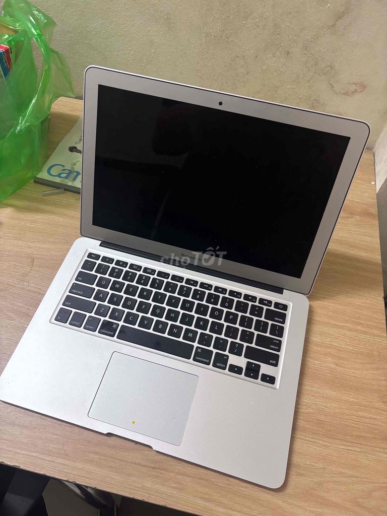 Apple MacBook Air 2017 8GB Bạc. Mua bán Laptop tại Quận Cầu Giấy Hà Nội được đăng bởi Kiên Phật Gia Kt hình 1