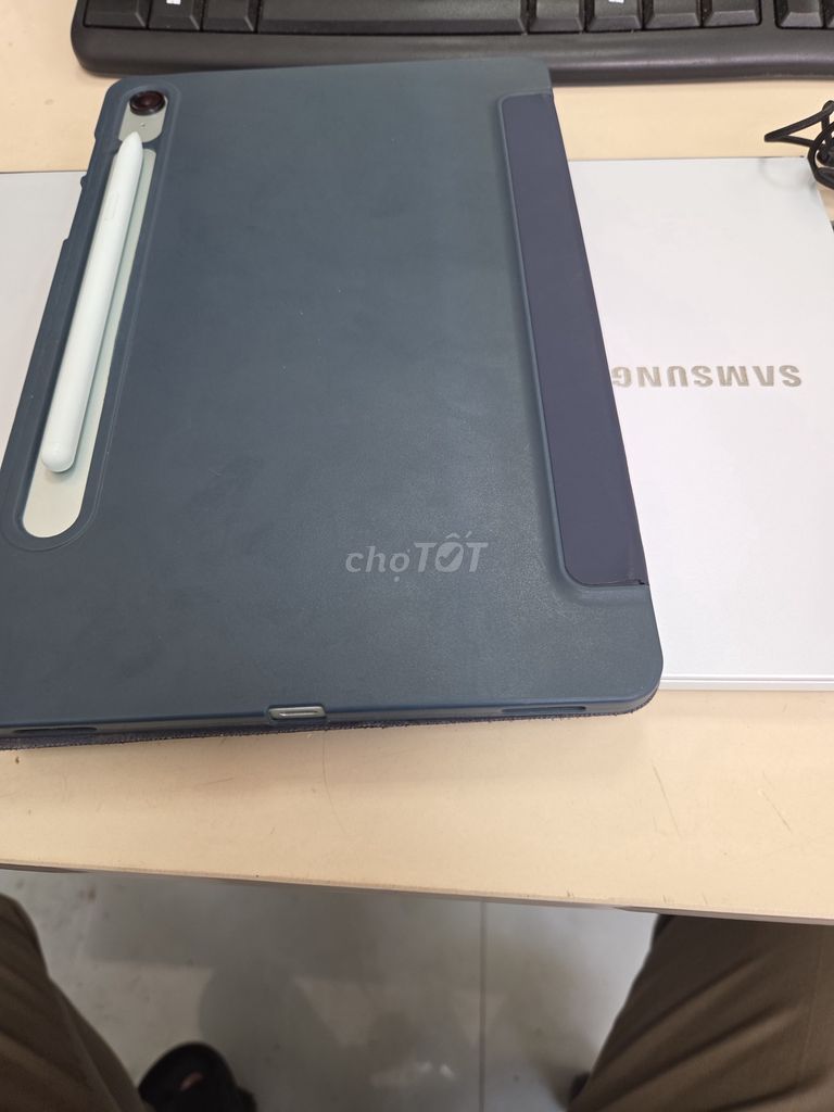 Samsung Tab S9 FE 6GB/128GB Xanh nhạt. Mua bán Máy tính bảng tại Thành phố Nha Trang Khánh Hòa được đăng bởi Xuân Hiếu hình 1