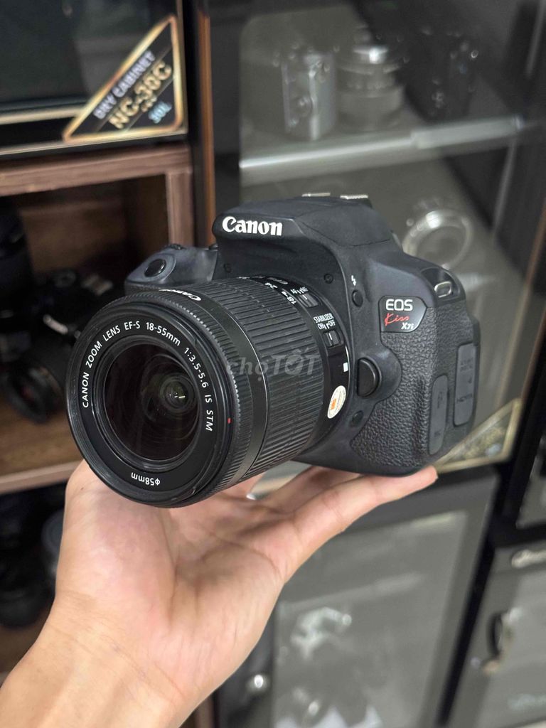 Bán Canon 700D kèm kít 18-55 đẹp. Mua bán Máy ảnh, Máy quay tại Quận Thanh Khê Đà Nẵng được đăng bởi Sáng Phan Văn hình 1