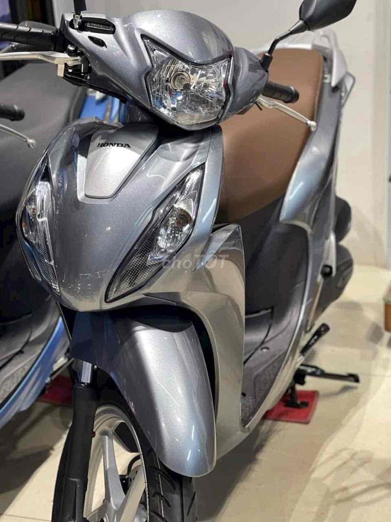 MCREDIT HỖ TẤT CẢ CÁC DÒNG XE VỚI LÃI SUẤT ƯU ĐÃI. Mua bán Xe máy tại Quận 5 Tp Hồ Chí Minh được đăng bởi Huỳnh Phan Phương Thảo hình 3