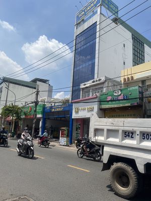 cần bán gấp nhà 3 tầng 120m2 mặt tiền đường Hiệp Bình , HBC Thủ Đức. Mua bán văn phòng, mặt bằng kinh doanh tại Thành phố Thủ Đức Tp Hồ Chí Minh được đăng bởi Trần Thị Thảo