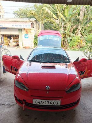 Hyundai Xe thể thao 2 Cửa Màu Đỏ