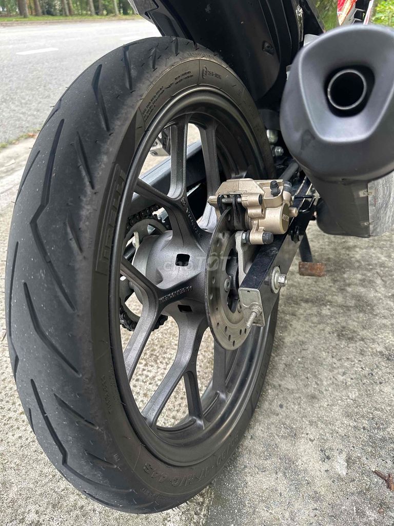 xe 1 chủ cần tiền e bán ae mua alo mình. Mua bán Xe máy tại Thành phố Thủ Dầu Một Bình Dương được đăng bởi Vi Vu hình 2