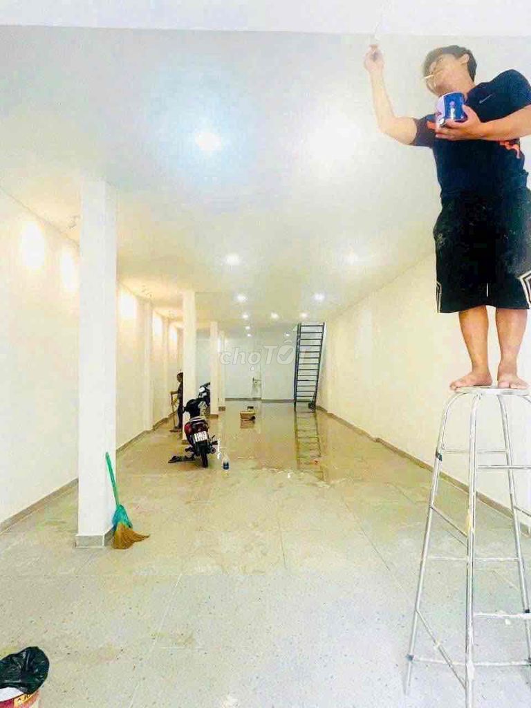 Bán mặt tiền nguyễn văn công 6x24m nở hậu vị trí đẹp