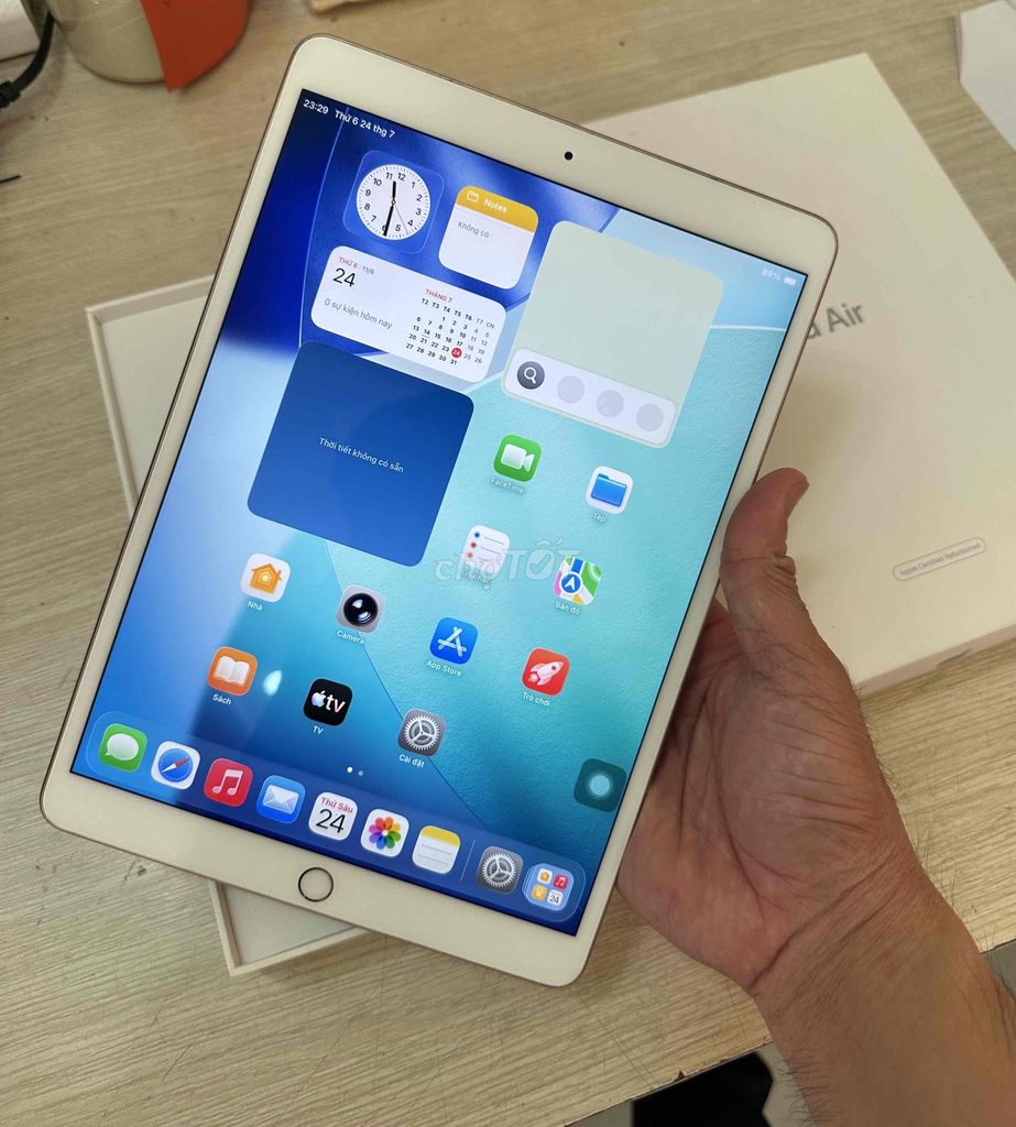 Apple iPad Air 3 iclou sạch, full hộp, máy đẹp ken. Mua bán Máy tính bảng tại Quận Bình Tân Tp Hồ Chí Minh được đăng bởi Tâm Như Store hình 1