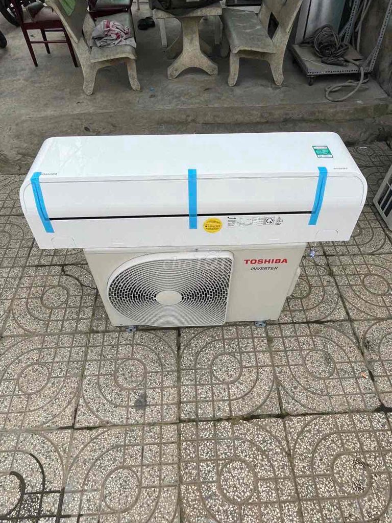 Máy lạnh Toshiba inverter 2hp mới 95%