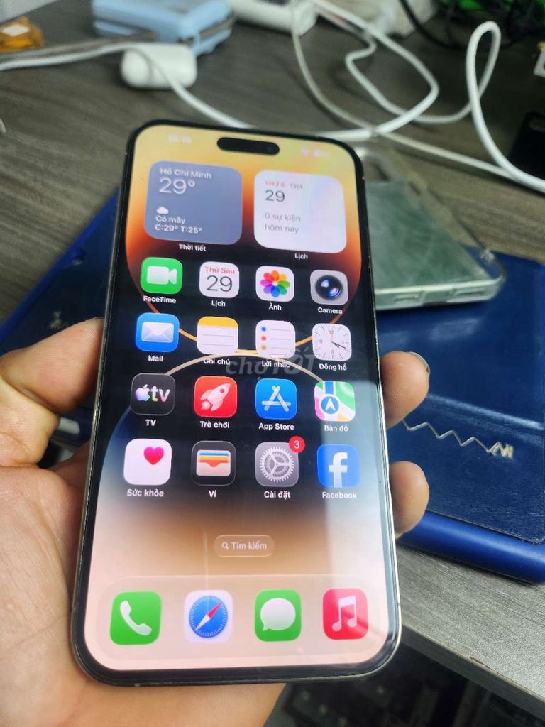 Apple iPhone 14 Pro Max 256GB Vàng Đã sử dụng. Mua bán Điện thoại tại Thị xã Phú Mỹ Bà Rịa - Vũng Tàu được đăng bởi kiệt tran hình 1