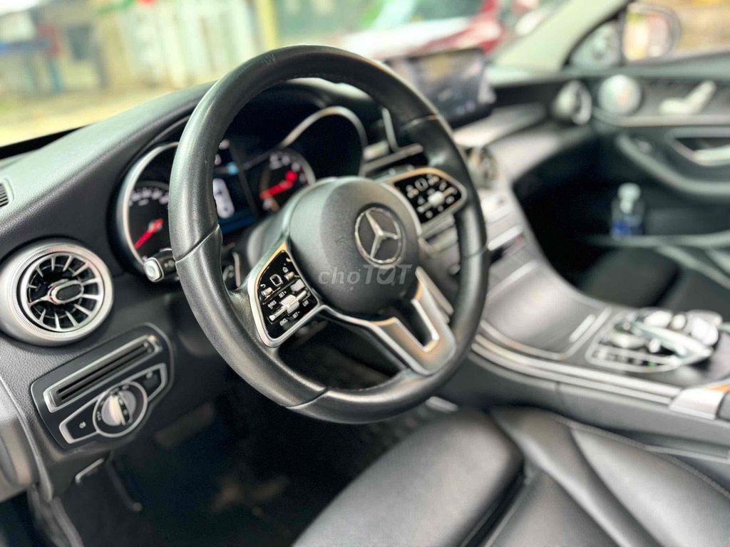 Mercedes Benz 2019 - Chính chủ - Cần bán ạ ❤️. Mua bán Ô tô tại Thành phố Buôn Ma Thuột Đắk Lắk được đăng bởi Hoàng Quang hình 13