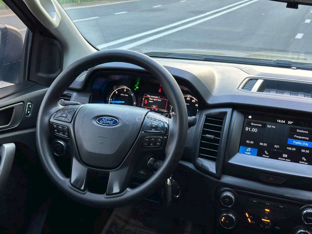 Ford Ranger XLS 2.2AT 4x2 nhập khẩu 2021 siêu đẹp. Mua bán Ô tô tại Quận Hà Đông Hà Nội được đăng bởi Hà Đông Car hình 5