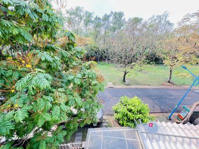 BÁN GẤP BIỆT THỰ SONG LẬP VIEW CÔNG VIÊN 168M2, CÓ NỘI THẤT, 5PN,4WC. Mua bán nhà ở tại Thành phố Thủ Đức Tp Hồ Chí Minh được đăng bởi Ms Kim