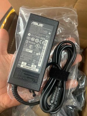 Sạc Asus 65w 3.42a đầu lớn. Mua bán Linh kiện (RAM, Card...) tại Thành phố Long Xuyên An Giang được đăng bởi Minh Anh computer