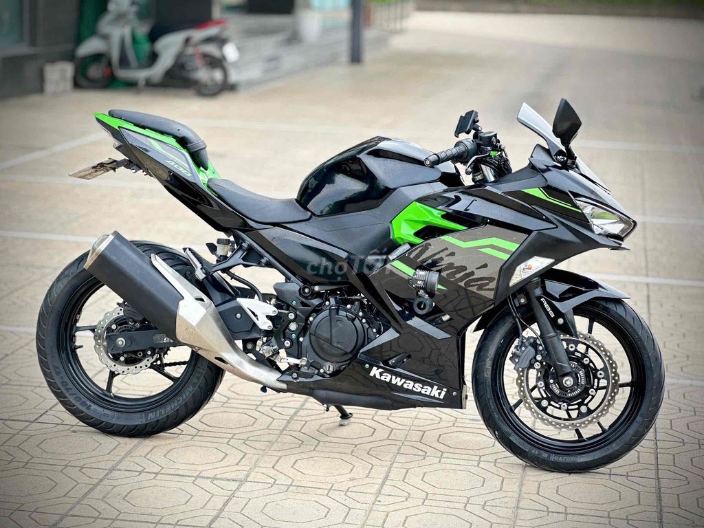 Kawasaki NINJA 400 abs  2021 biển 29-Xe mới đẹp. Mua bán Xe máy tại Quận Cầu Giấy Hà Nội được đăng bởi Tong motor xe may hình 5